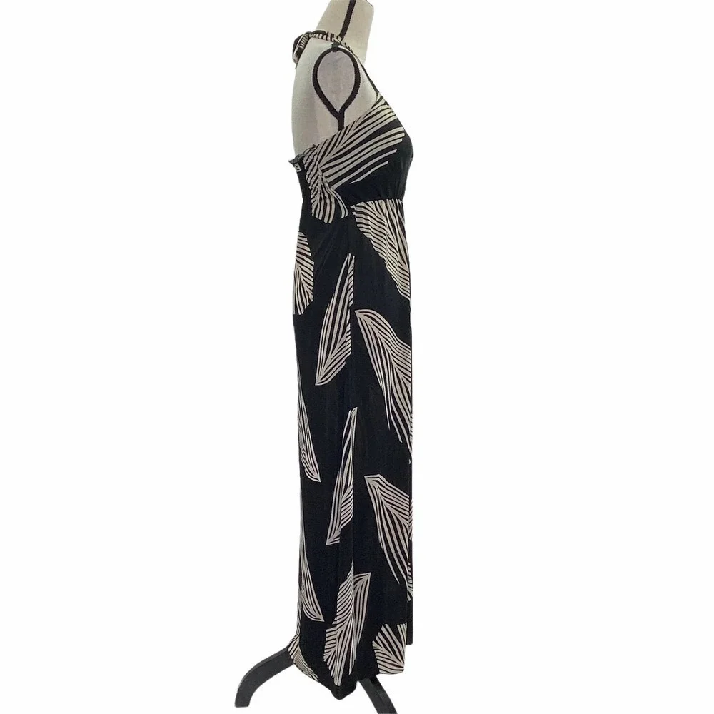 SHEN Jie Black Feather Printed Halter Maxi Dress